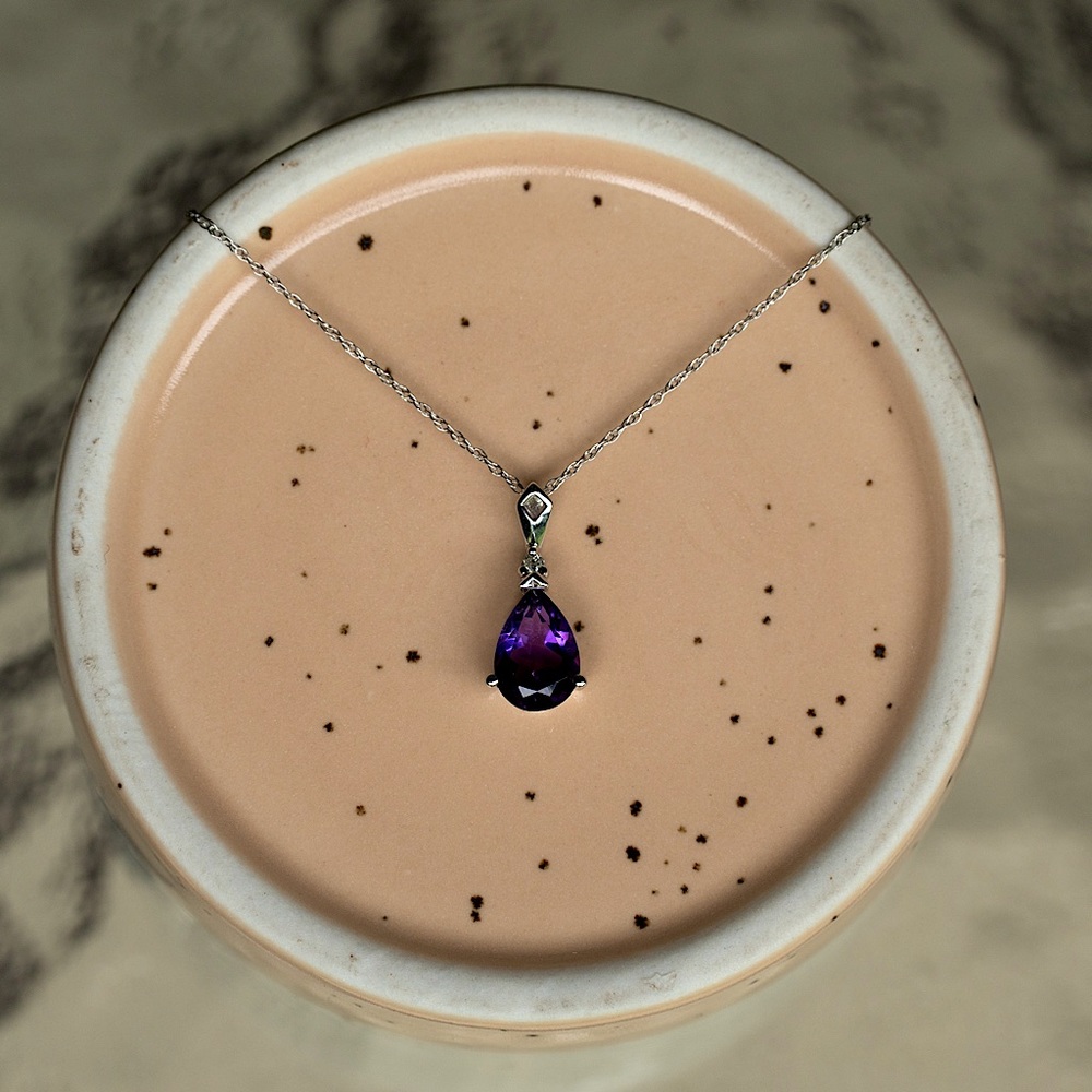 Amethyst Teardrop Pendant with Diamond RCI 10K